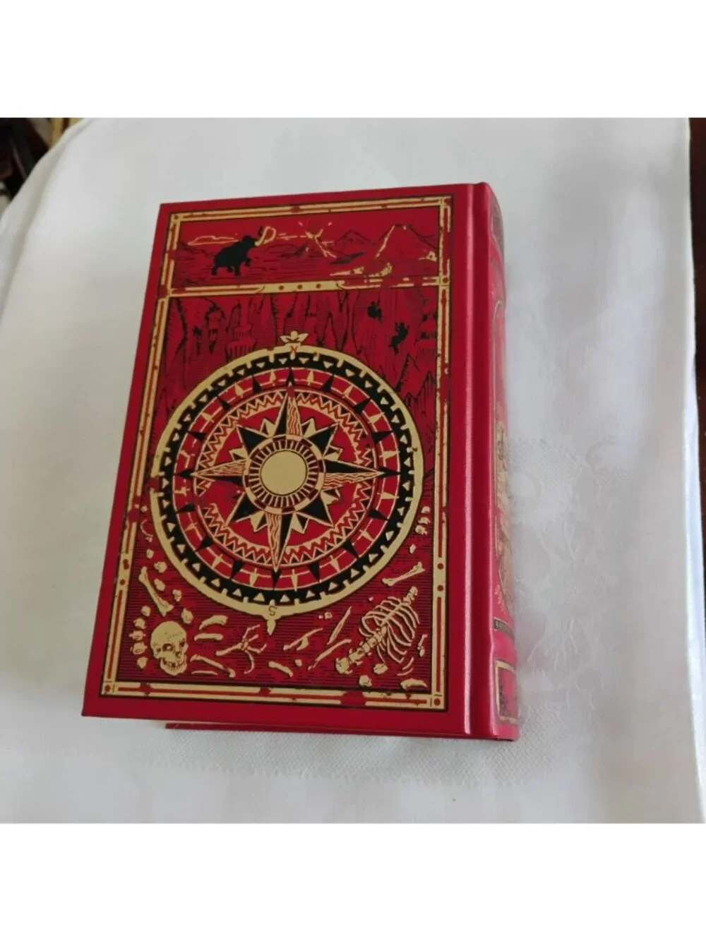 Jules Verne Seven Novels Hardcover, Barnes & Noble 2010 Leather Red Gilt Cover